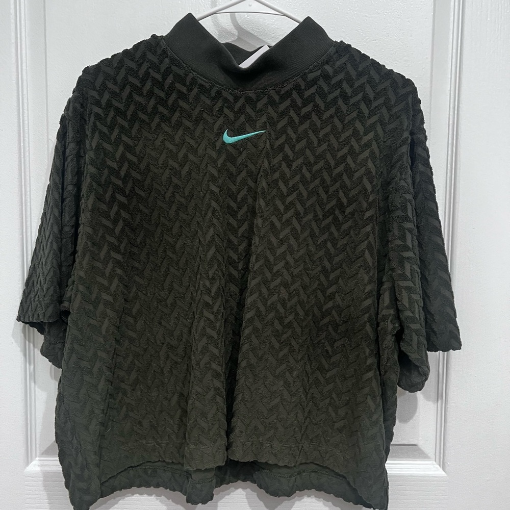 Nike Boxy Top
